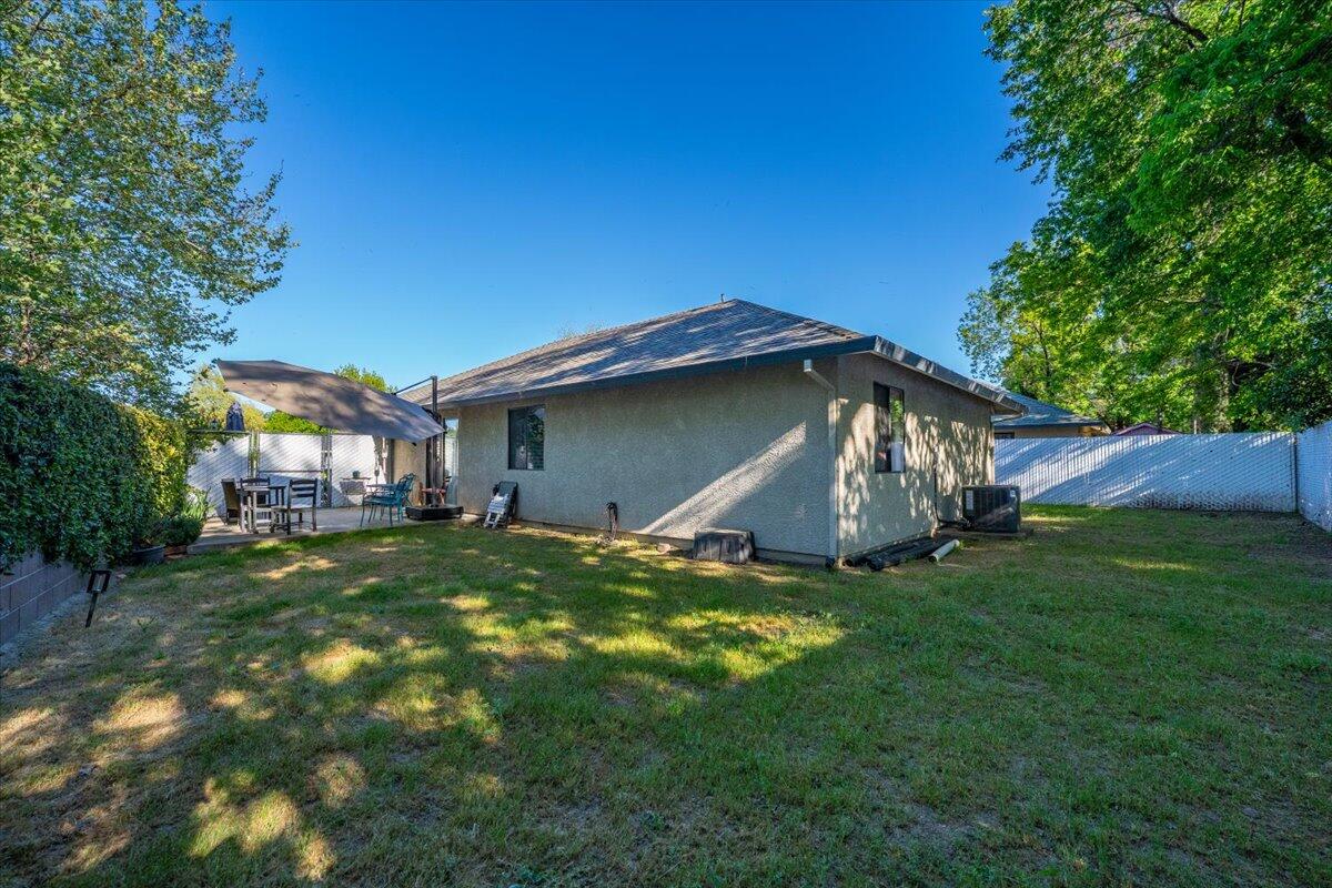 2861 Shotwick Trail Redding, CA 96002 - Photo 30 of 47 30-2861 Shotwick Trl - E-16