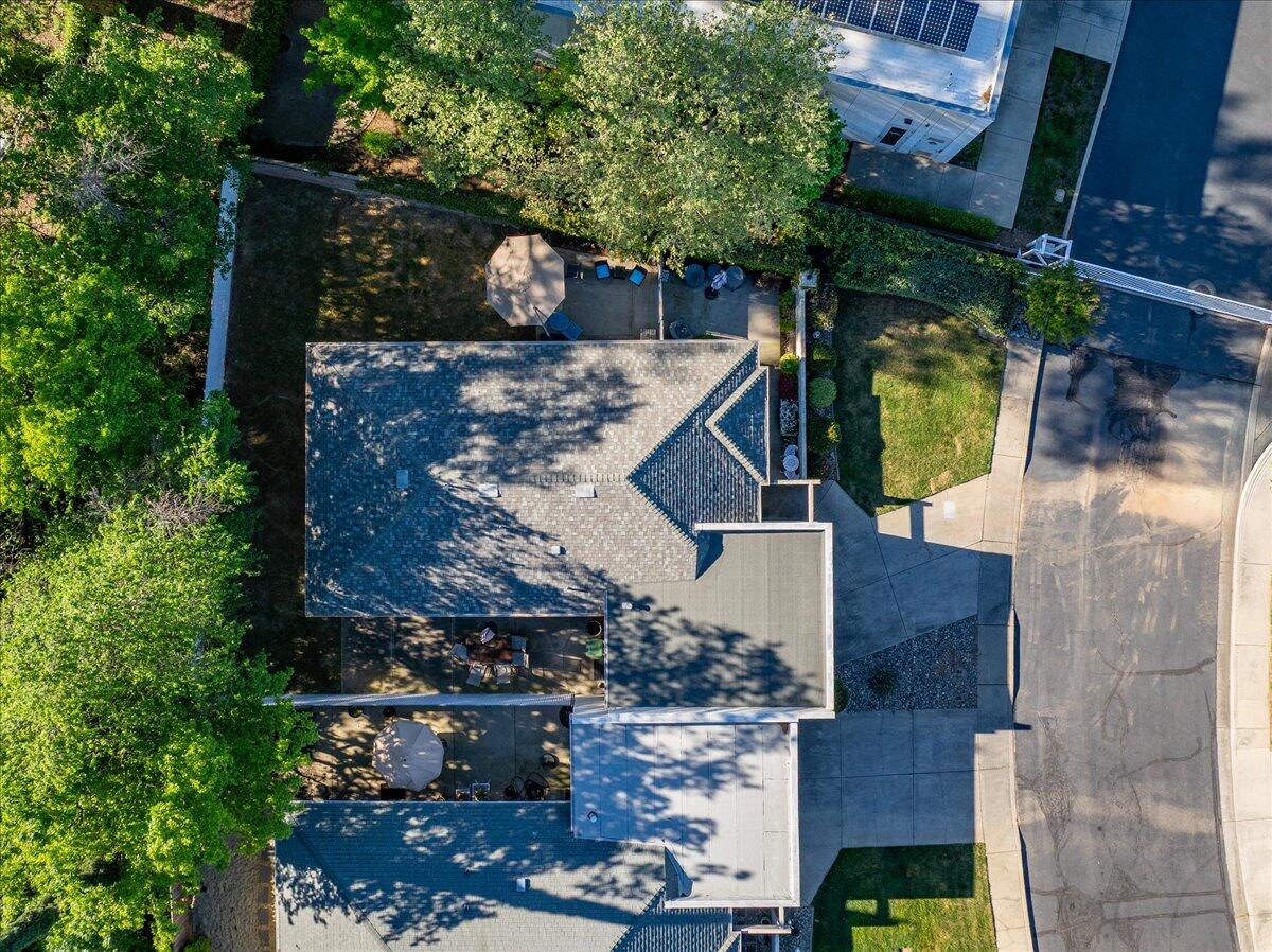 2861 Shotwick Trail Redding, CA 96002 - Photo 3 of 47 02-2861 Shotwick Trl - E-3