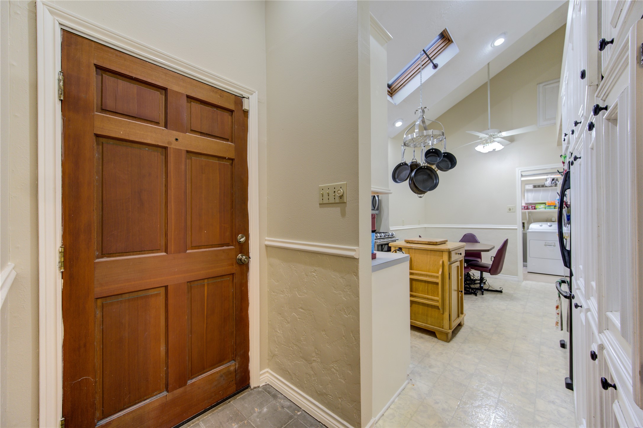 11217 Todd Street Houston, TX 77055 - Photo 20 of 49 Kitchen