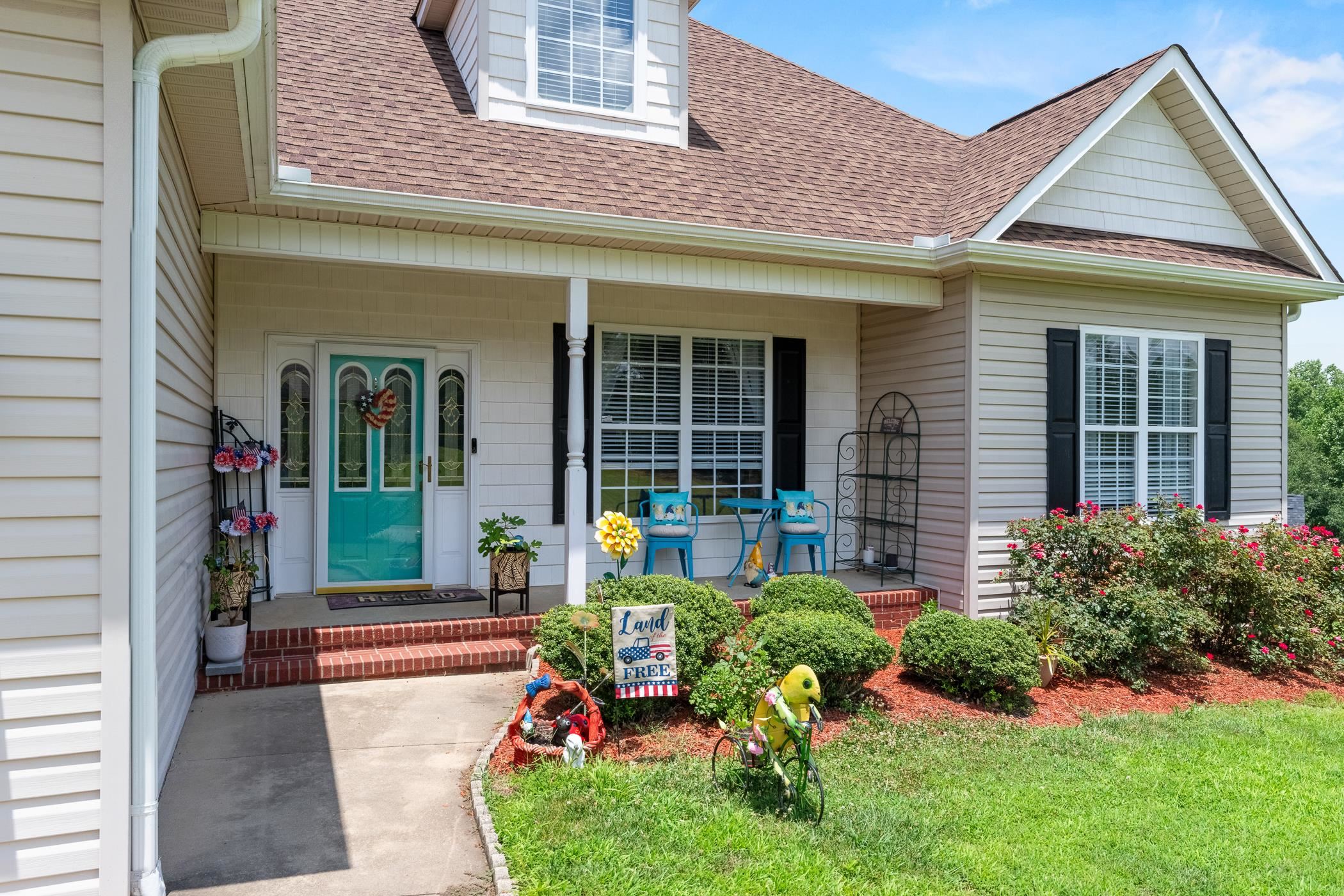 715 Tudor Lane Boiling Springs, SC 29316 - Photo 3 of 39