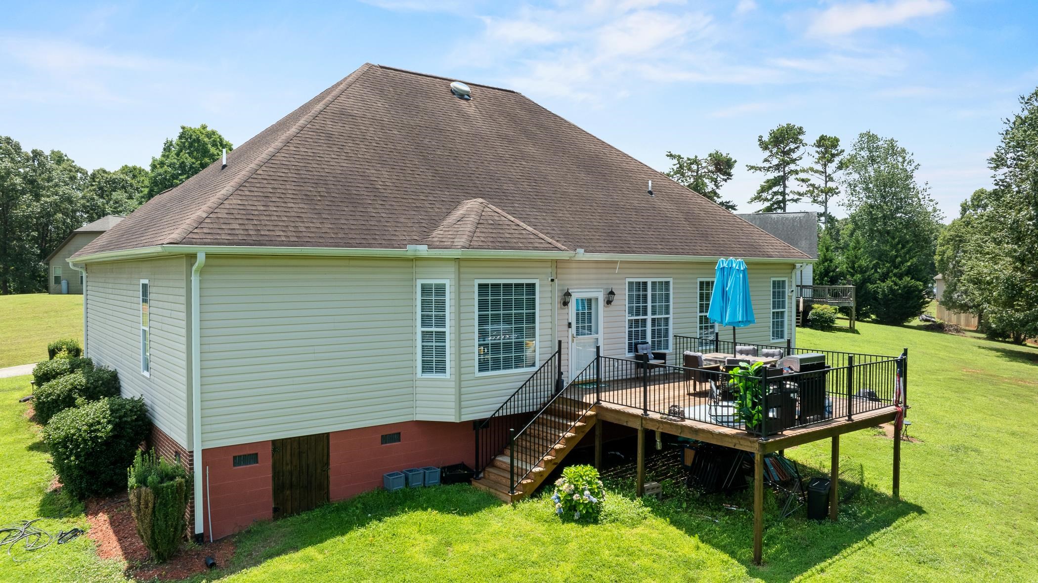 715 Tudor Lane Boiling Springs, SC 29316 - Photo 37 of 39