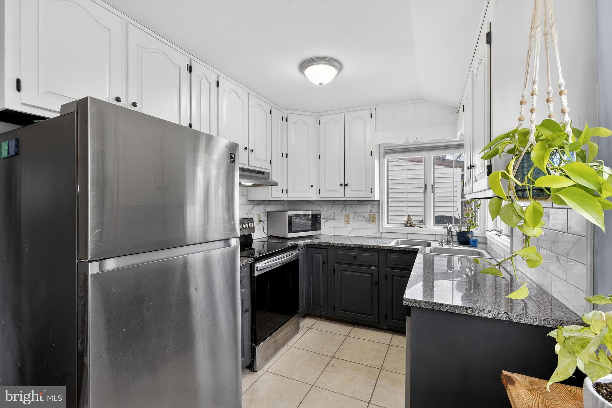 135 Riverview Road Phillipsburg, NJ 08865 - Photo 11 of 37