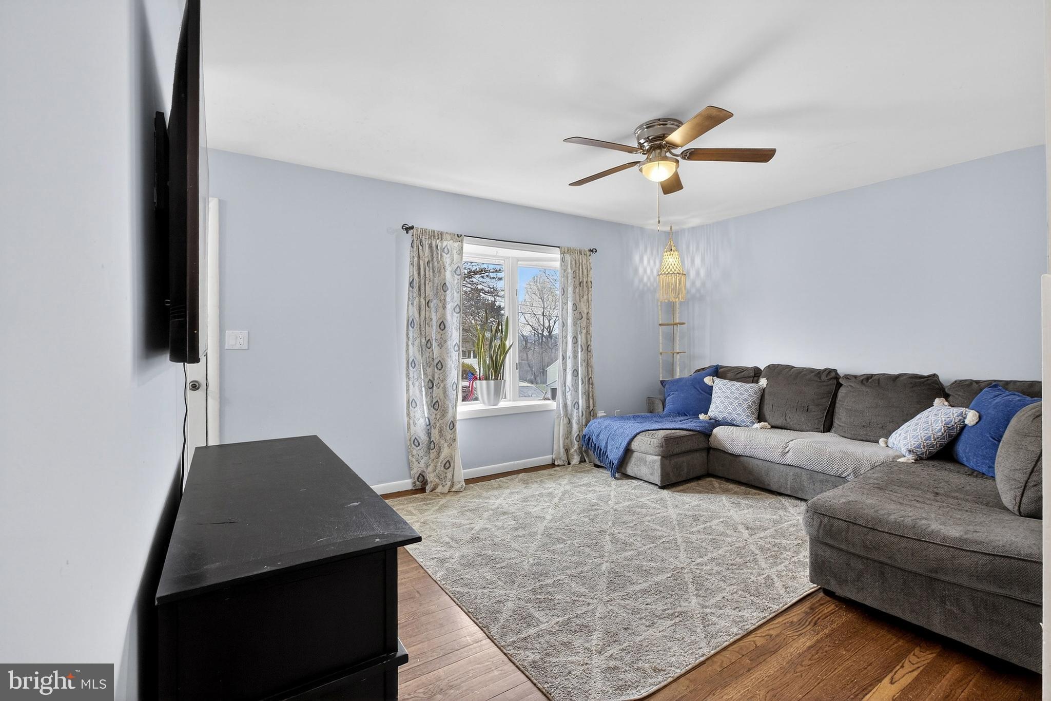 135 Riverview Road Phillipsburg, NJ 08865 - Photo 6 of 37