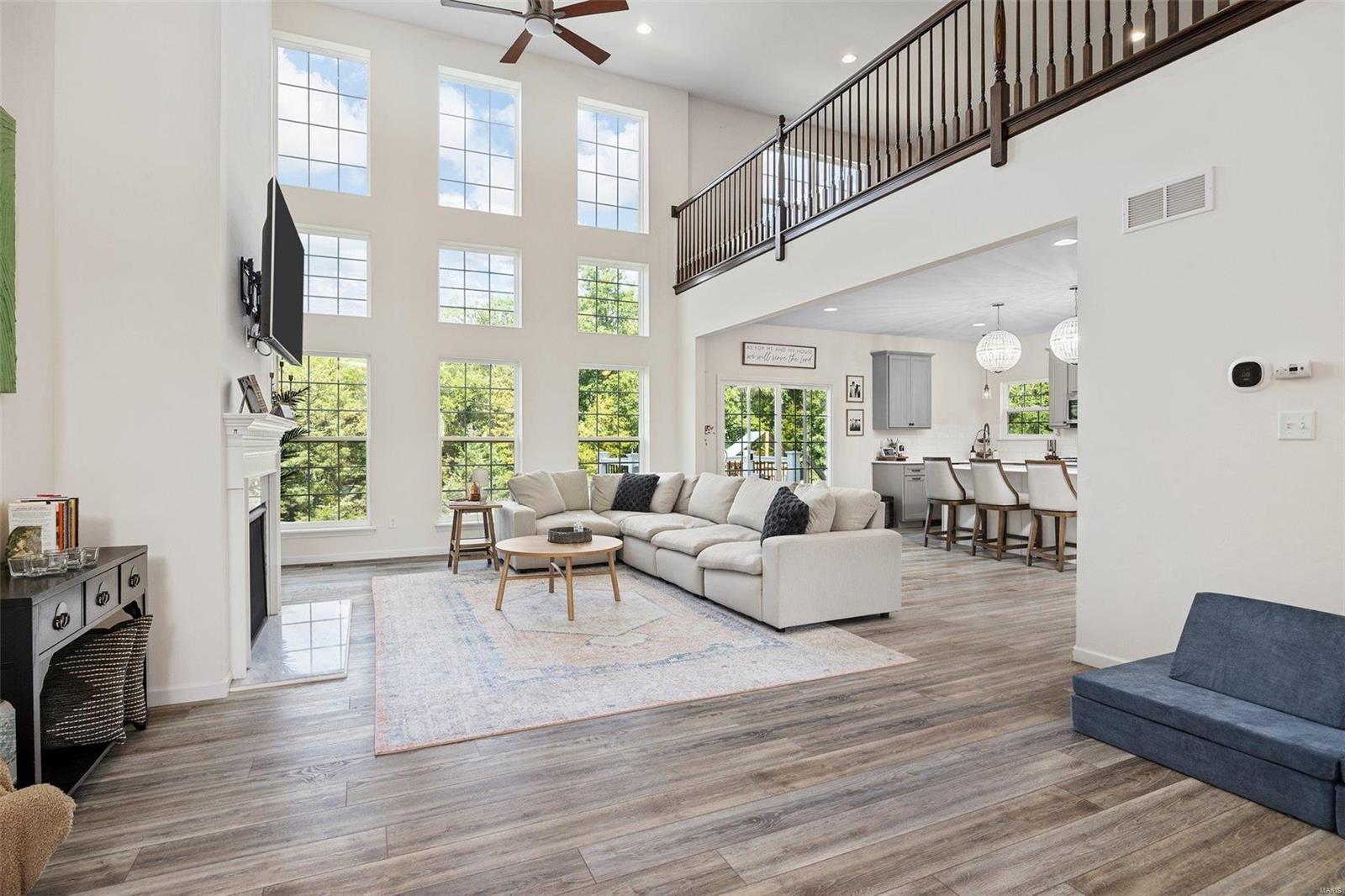 17655 Rockwood Arbor Drive Eureka, MO 63025 - Photo 7 of 51