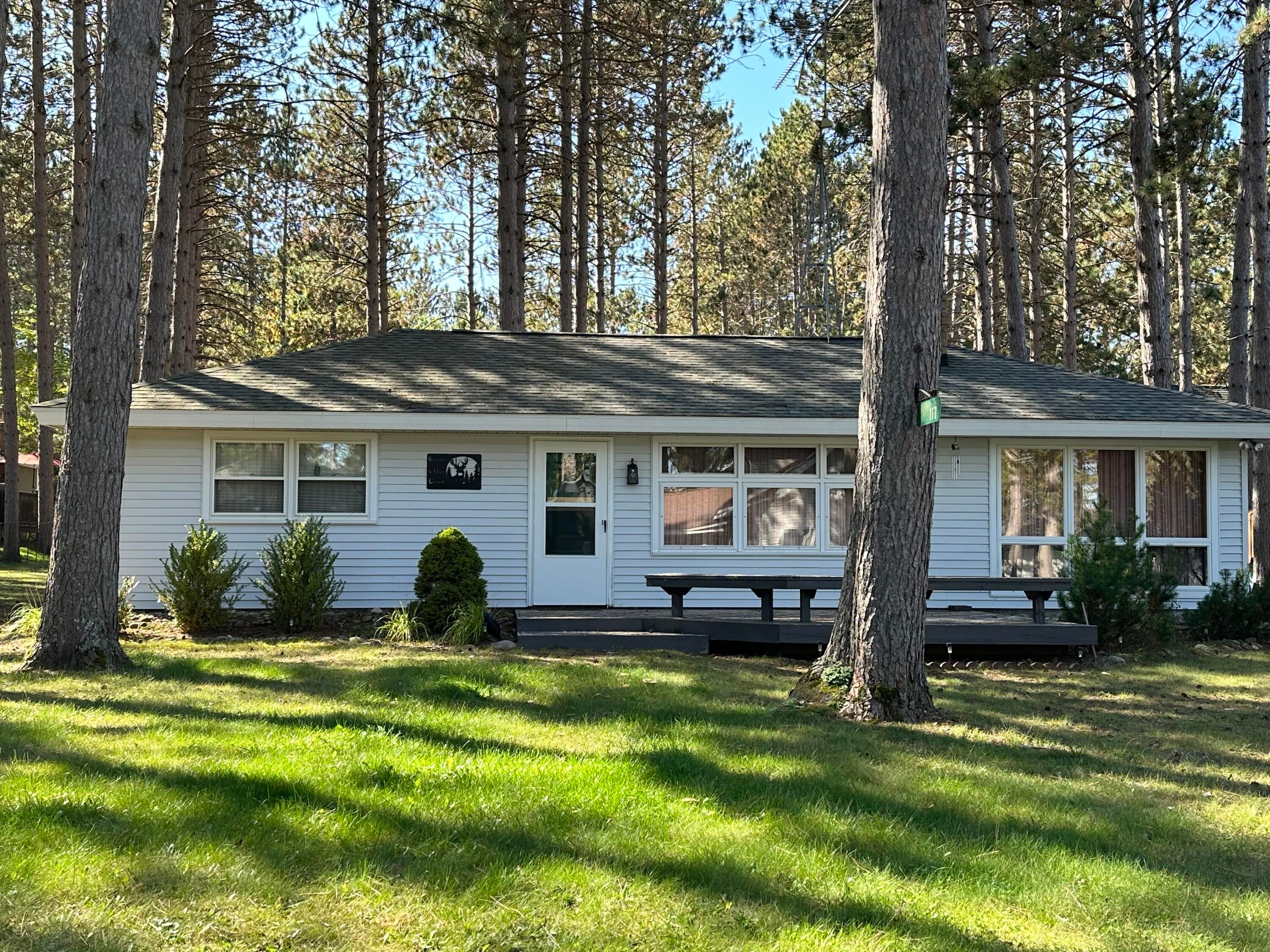 117 Hemlock Road Roscommon, MI 48653 - Photo 1 of 29 Gallery Image 1