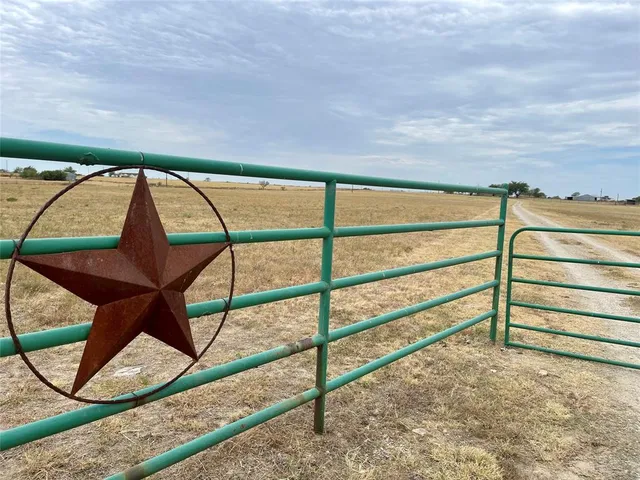 $4,000 | 4203 Weiland Road, Weatherford, TX 76088