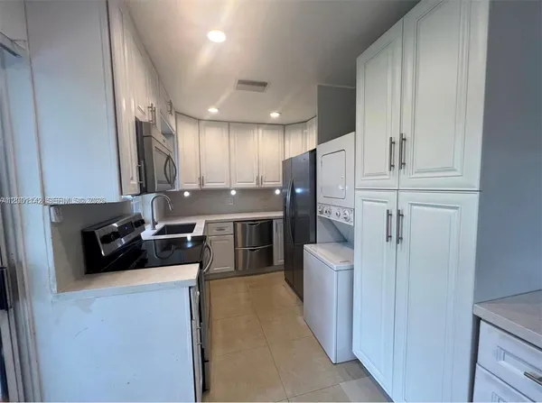 $3,000 | 1544 Springside Drive, Unit 1544, Weston, FL 33326