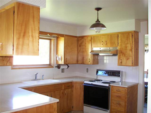 3401 South Eastern Road Spokane, WA 99223 - Photo 3 of 9