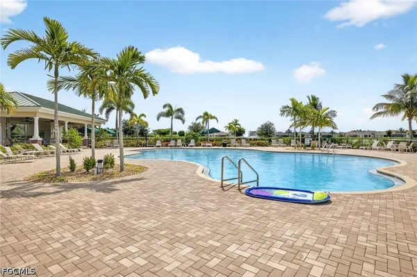 $2,050 | 20038 Fiddlewood Avenue, North Fort Myers, FL 33917