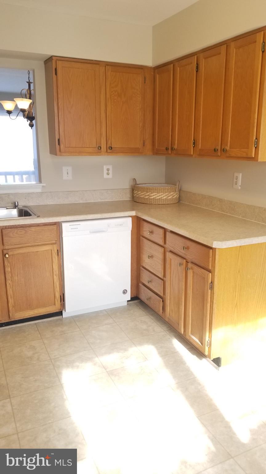 7384 Rokeby Drive Manassas, VA 20109 - Photo 10 of 20 Gallery Image 10