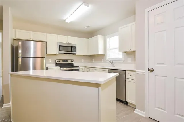 $1,875 | 6073 Birkdale Drive, High Point, NC 27265