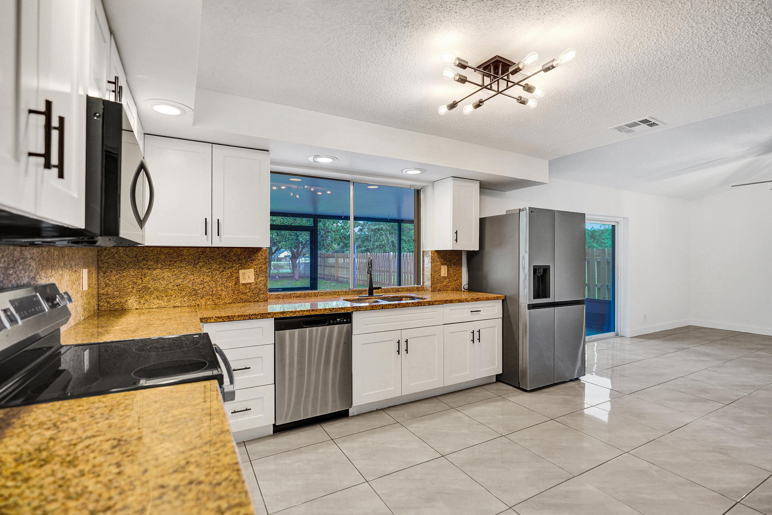 9855 Robins Nest Road Boca Raton, FL 33496 - Photo 5 of 84 DSC00130