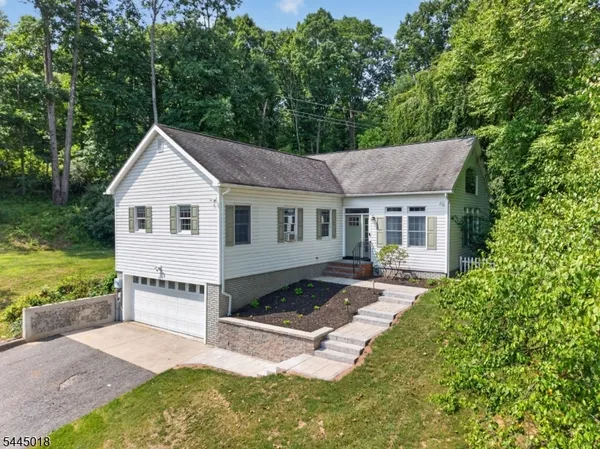 $449,000 | 23 Blueberry Hill, Glen Gardner, NJ 08826