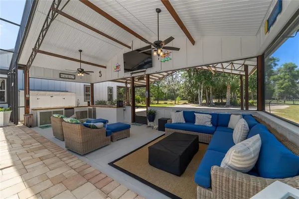 $2,000,000 | 20005 Northwest 135th Avenue, Micanopy, FL 32667