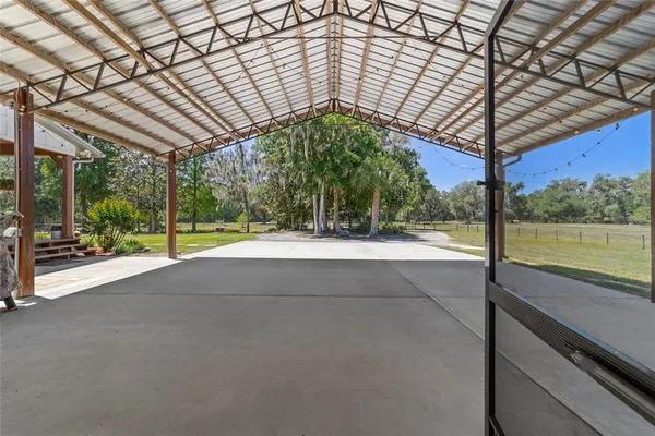 $2,000,000 | 20005 Northwest 135th Avenue, Micanopy, FL 32667