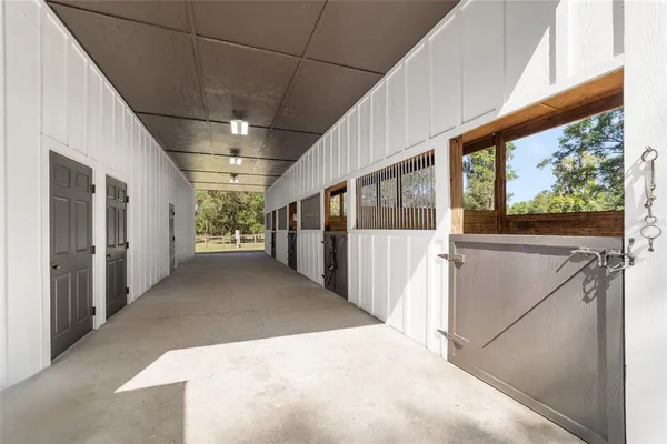 $2,000,000 | 20005 Northwest 135th Avenue, Micanopy, FL 32667
