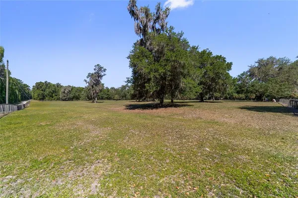 $2,000,000 | 20005 Northwest 135th Avenue, Micanopy, FL 32667