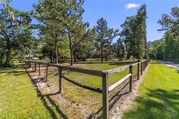 $2,000,000 | 20005 Northwest 135th Avenue, Micanopy, FL 32667