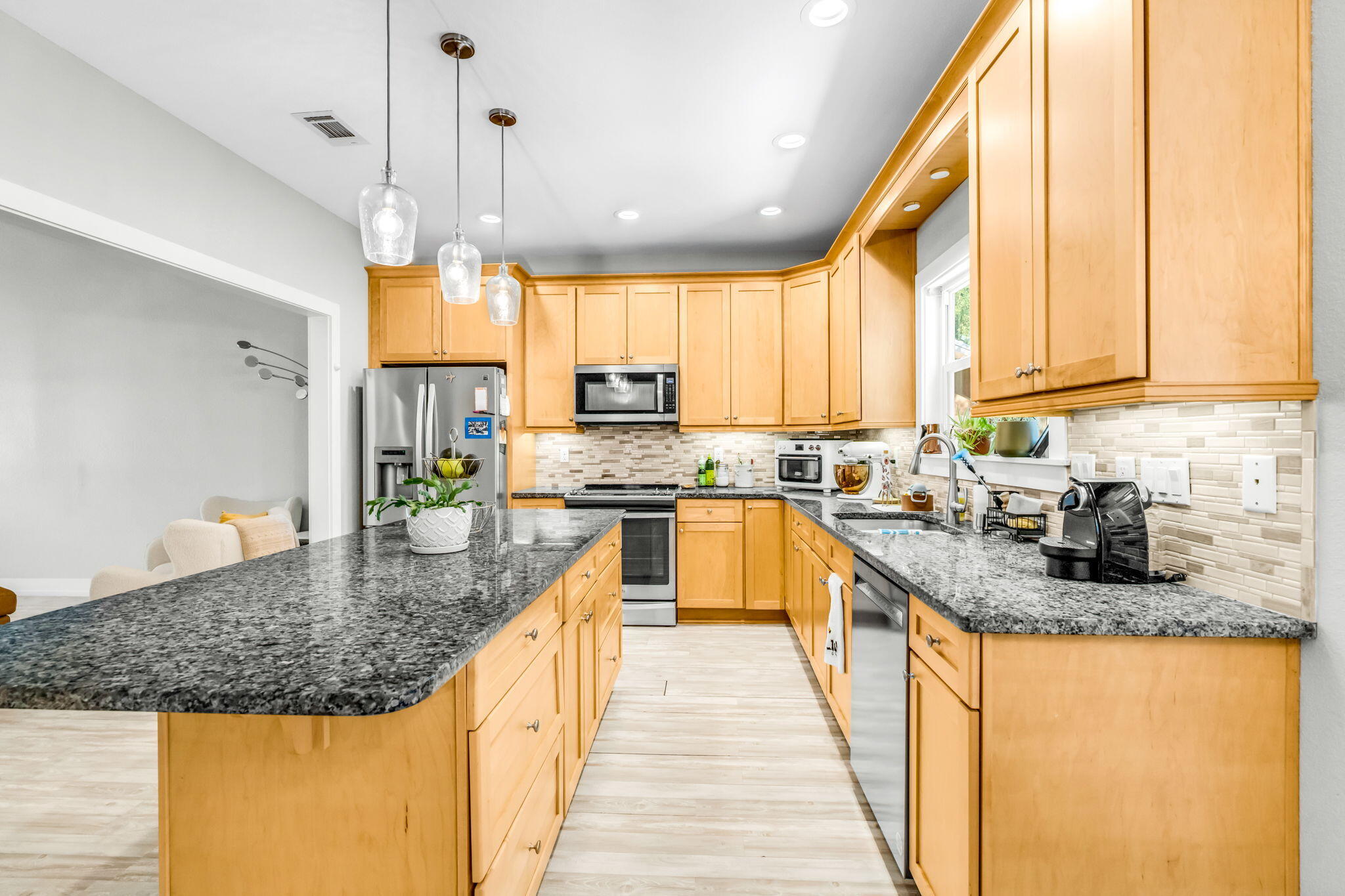 808 Willow Street Destin, FL 32541 - Photo 6 of 31 23-web-or-mls-11