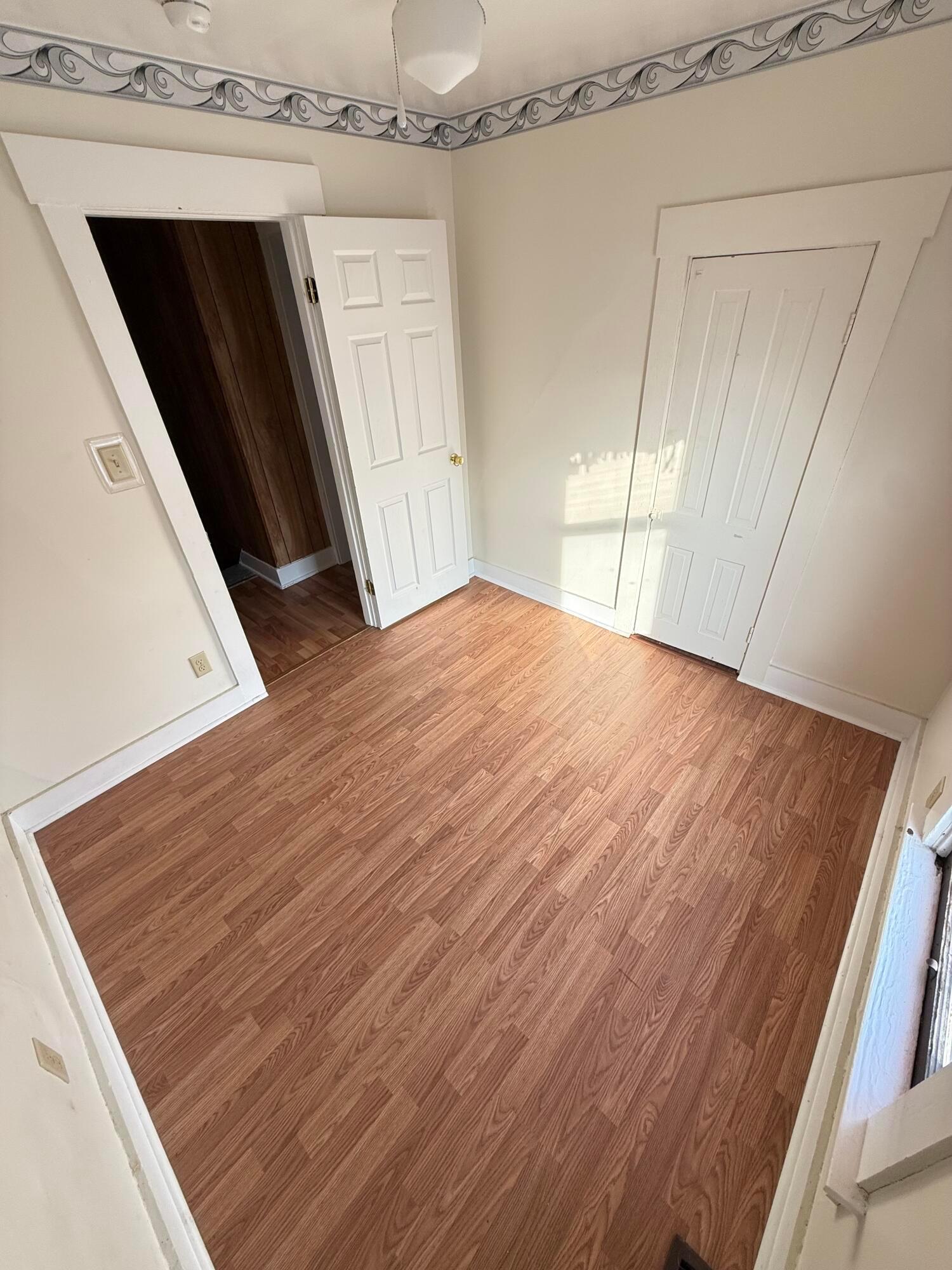 129 North Burnett Road Springfield, OH 45503 - Photo 18 of 27 Bedroom 4