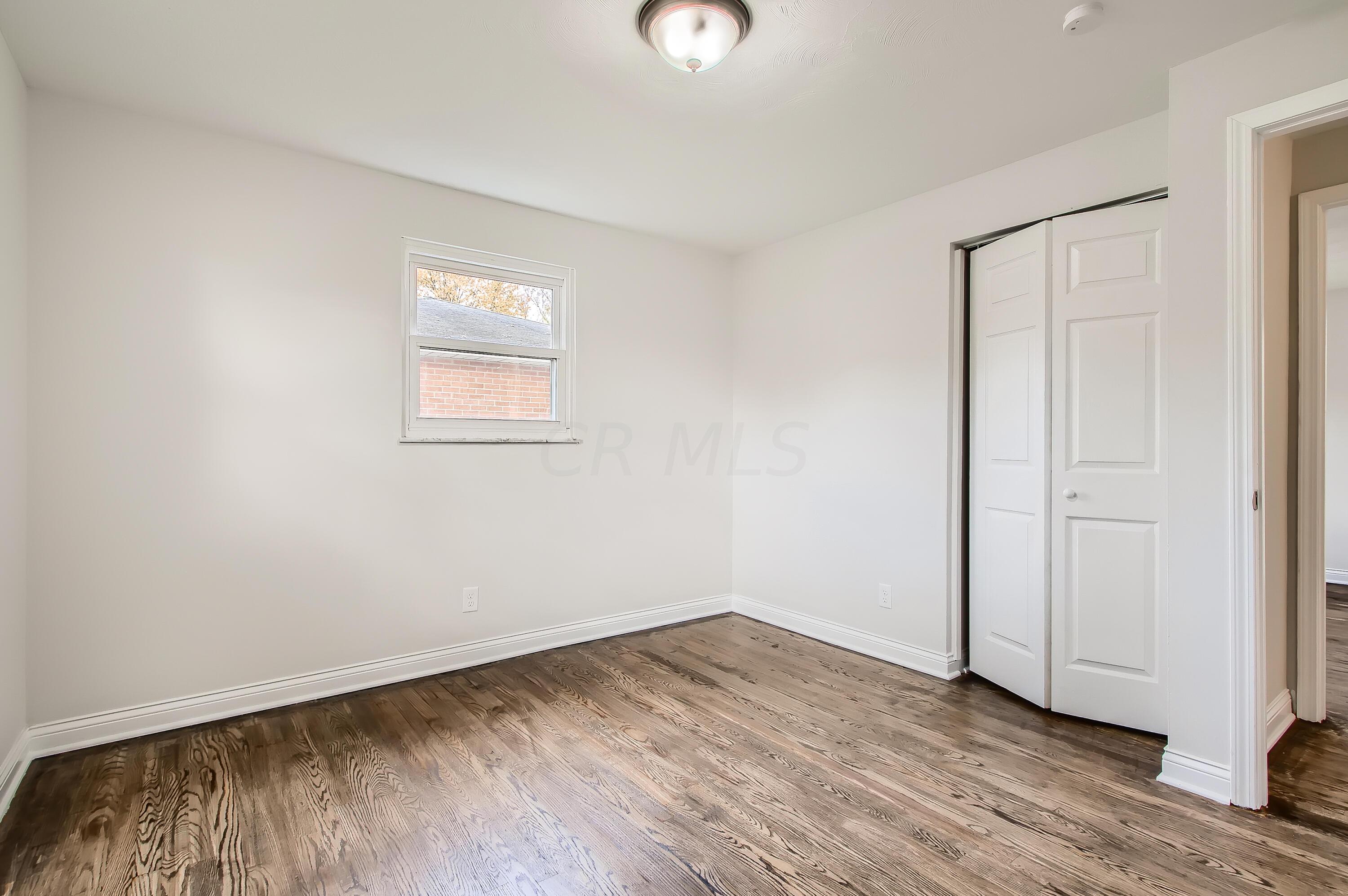 6256 Karl Road Columbus, OH 43229 - Photo 22 of 27 25 Bedroom