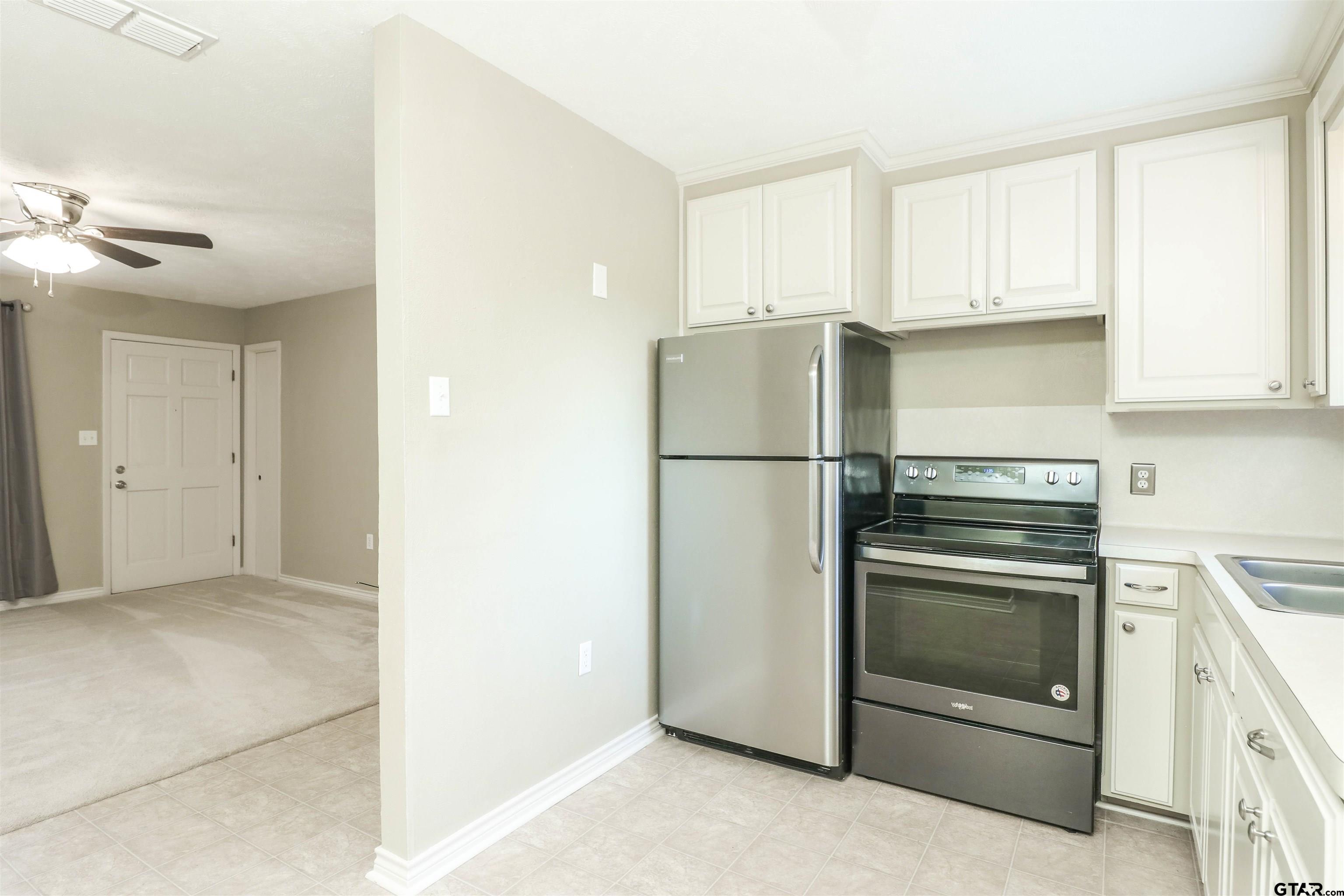 248 Ellis Street Rusk, TX 75785 - Photo 8 of 16