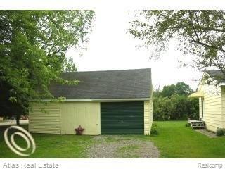 5535 Stewart Road Lapeer, MI 48446 - Photo 3 of 6 garage.jpg