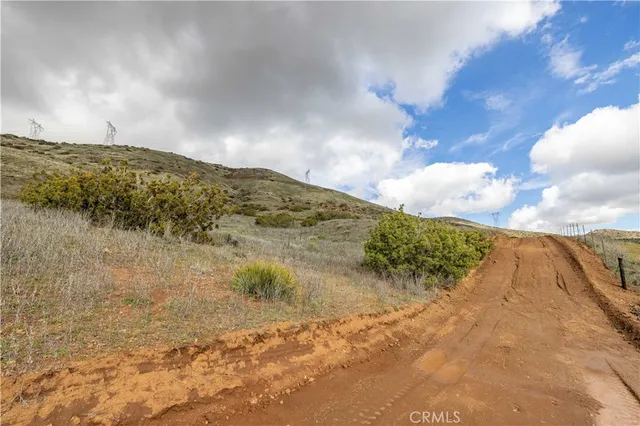 $199,999 | 0 Vic Mayme St/ Almartha Street, Acton, CA 93510