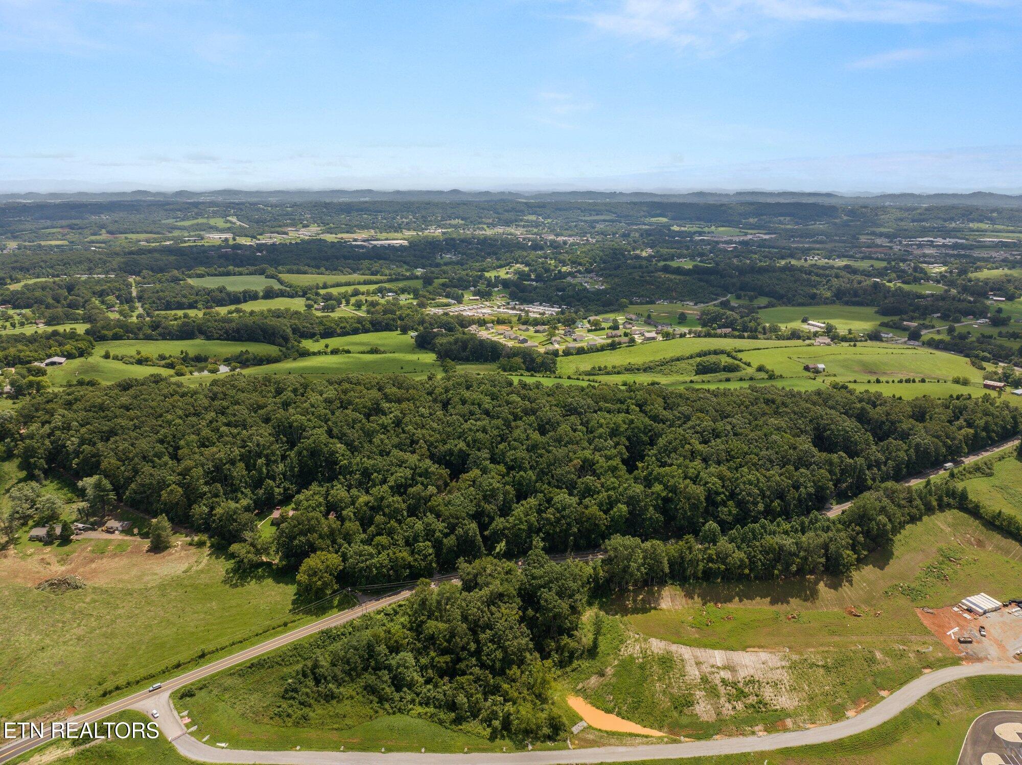 Oakland Road Sweetwater, TN 37874 - Photo 3 of 5 Oakland-Rd-Sweetwater-TN-4
