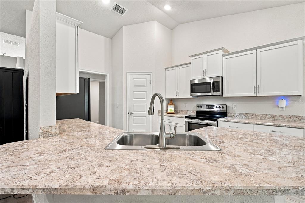 6644 Southwest 179th Ave Road Dunnellon, FL 34432 - Photo 11 of 41 Gallery Image 11