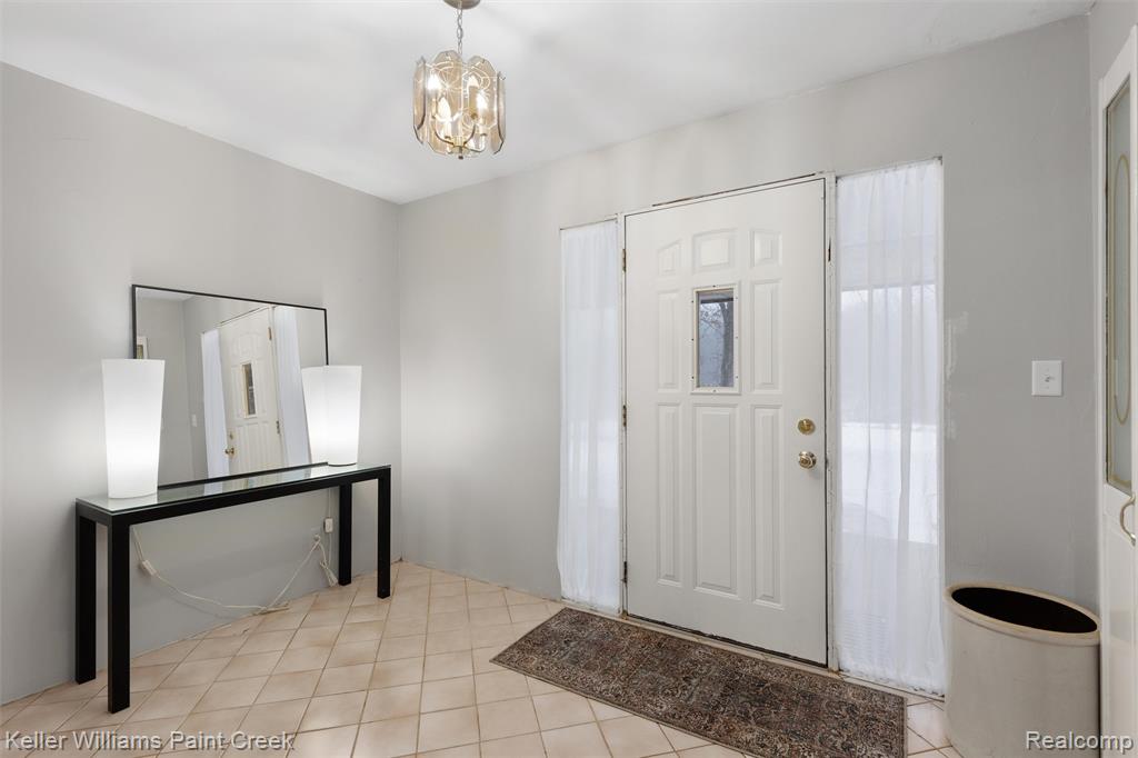 3780 Bass Lake Road Commerce Township, MI 48382 - Photo 8 of 45