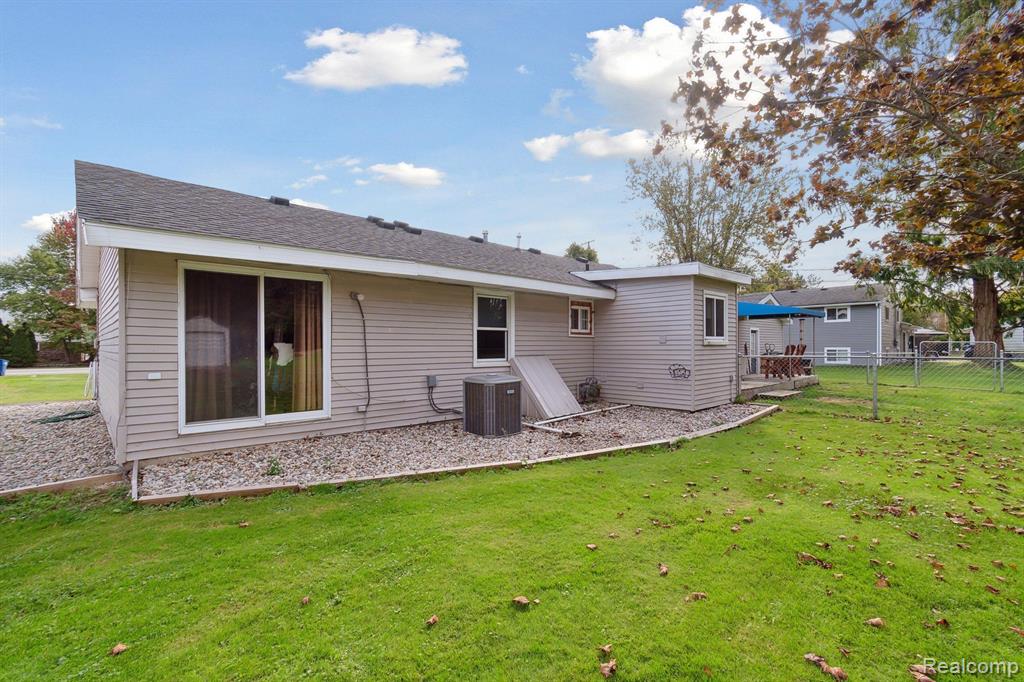 6275 North Beck Road Canton, MI 48187 - Photo 6 of 31
