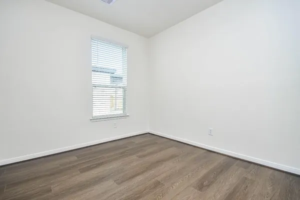 $2,400 | 25230 Benroe Street, Katy, TX 77493