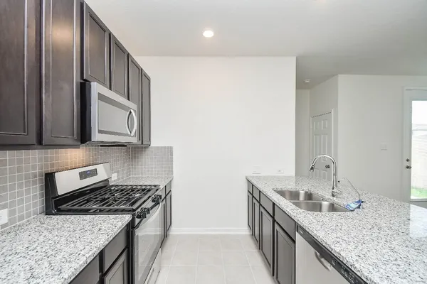 $2,400 | 25230 Benroe Street, Katy, TX 77493