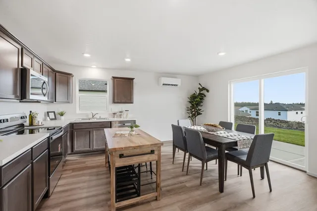 $379,995 | 901 East L Street, Deer Park, WA 99006