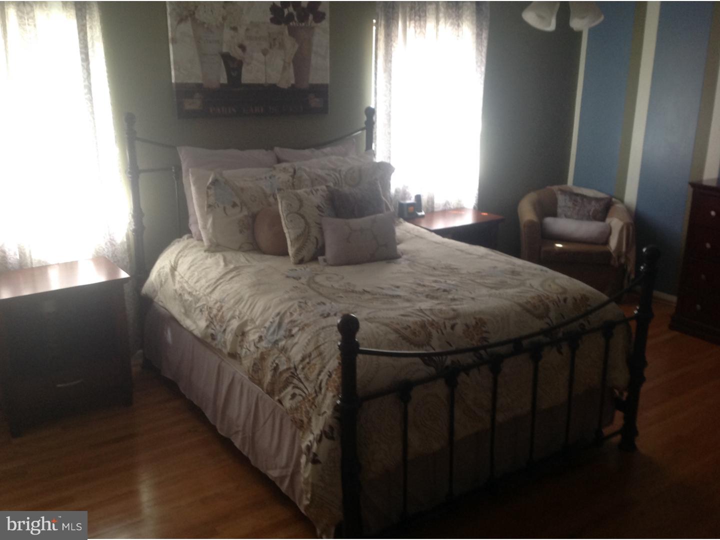 12453 Barbary Road Philadelphia, PA 19154 - Photo 15 of 25 Gallery Image 15