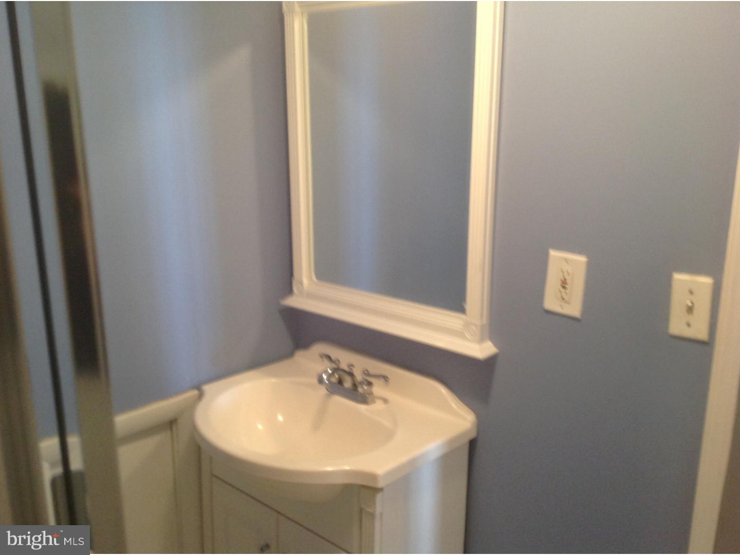 12453 Barbary Road Philadelphia, PA 19154 - Photo 24 of 25 Gallery Image 24