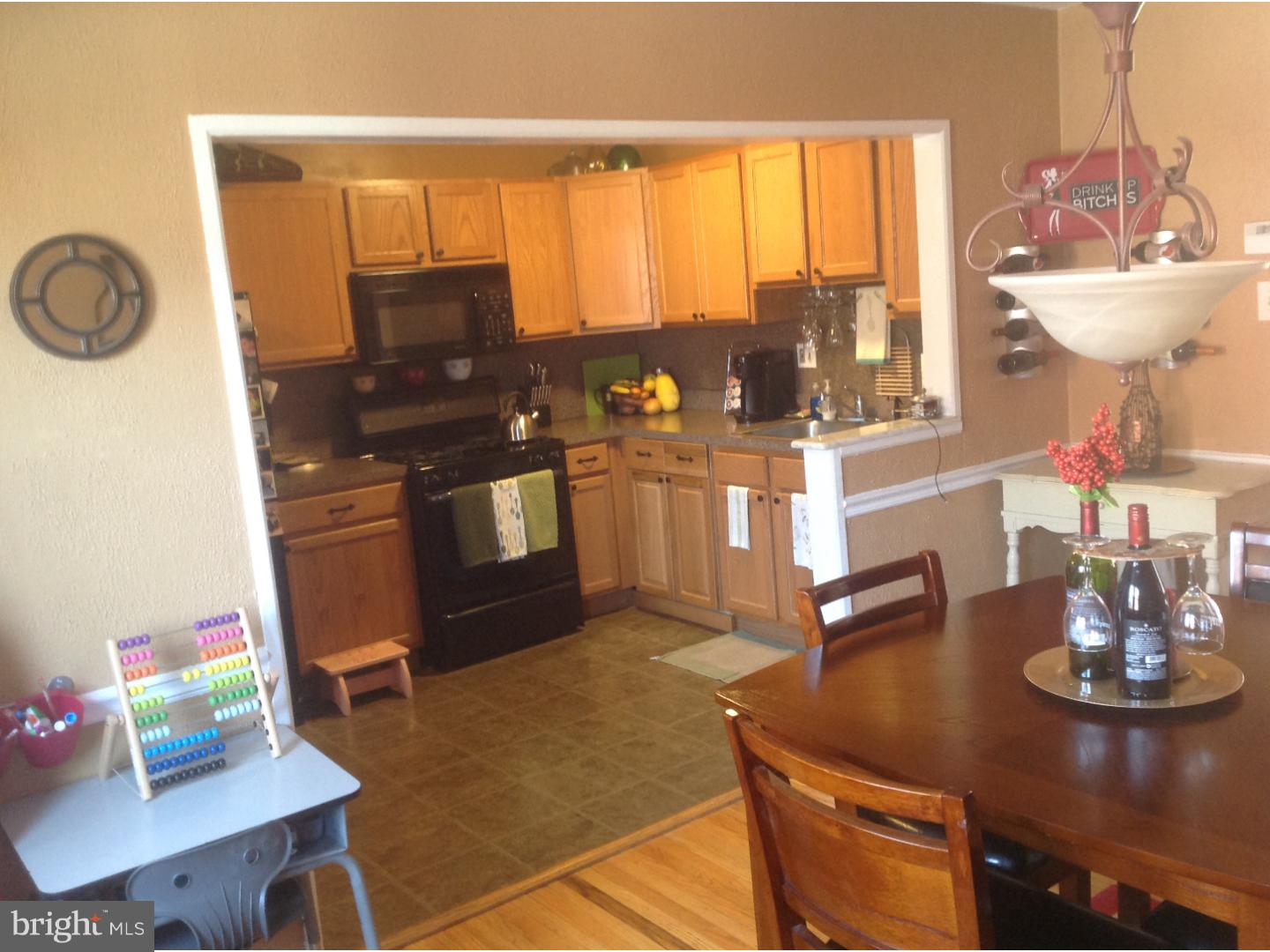 12453 Barbary Road Philadelphia, PA 19154 - Photo 10 of 25 Gallery Image 10