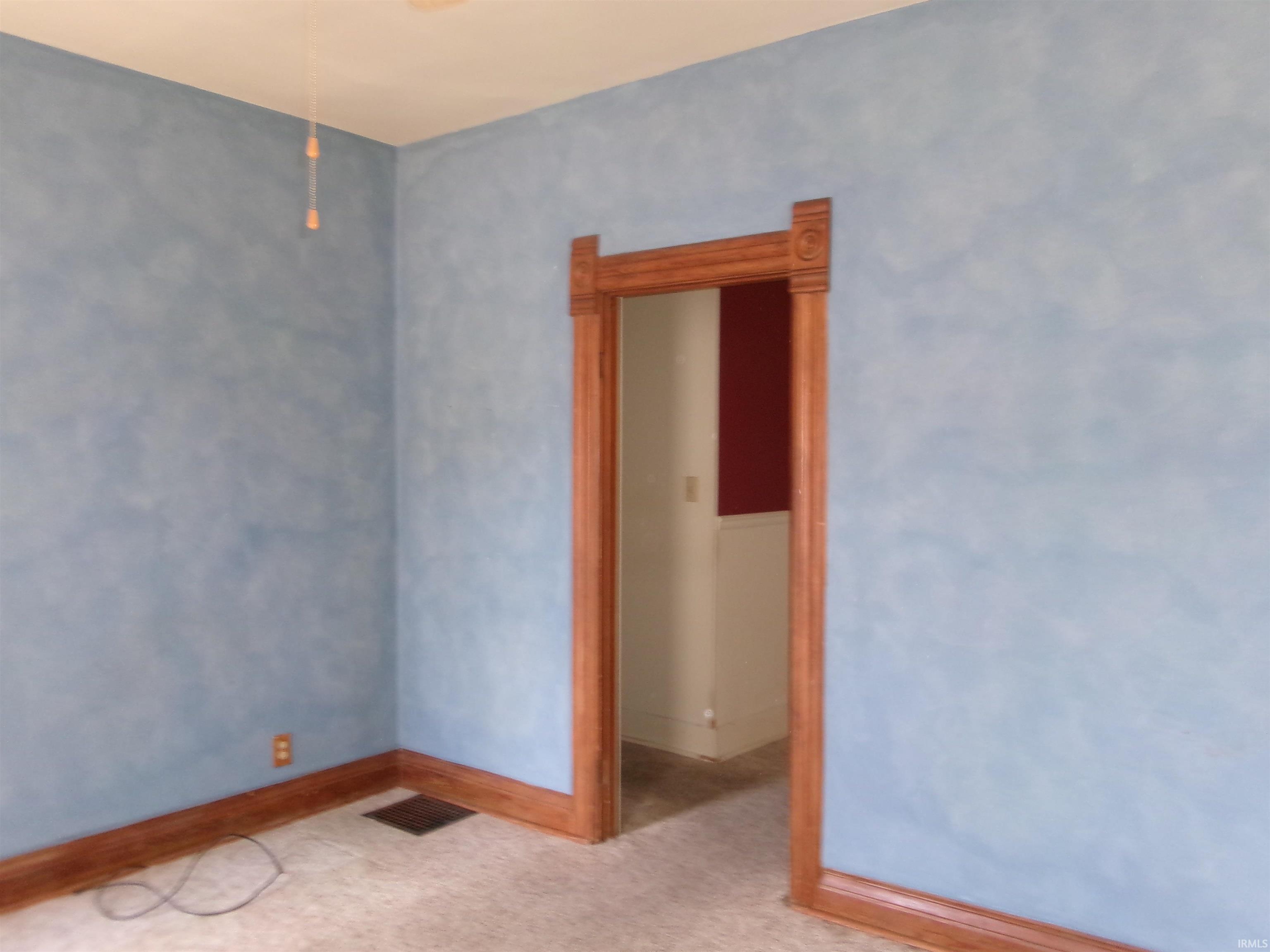 114 West 7th Street Peru, IN 46970 - Photo 3 of 11