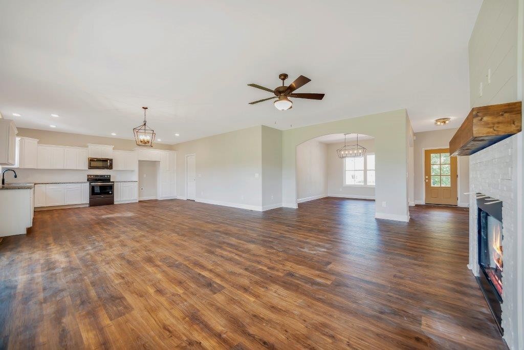2994 Surrey Ridge Road Clarksville, TN 37043 - Photo 23 of 30 Gallery Image 23