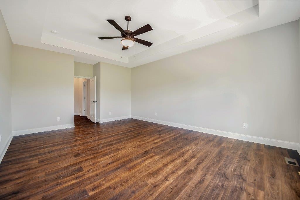 2994 Surrey Ridge Road Clarksville, TN 37043 - Photo 9 of 30 Gallery Image 9