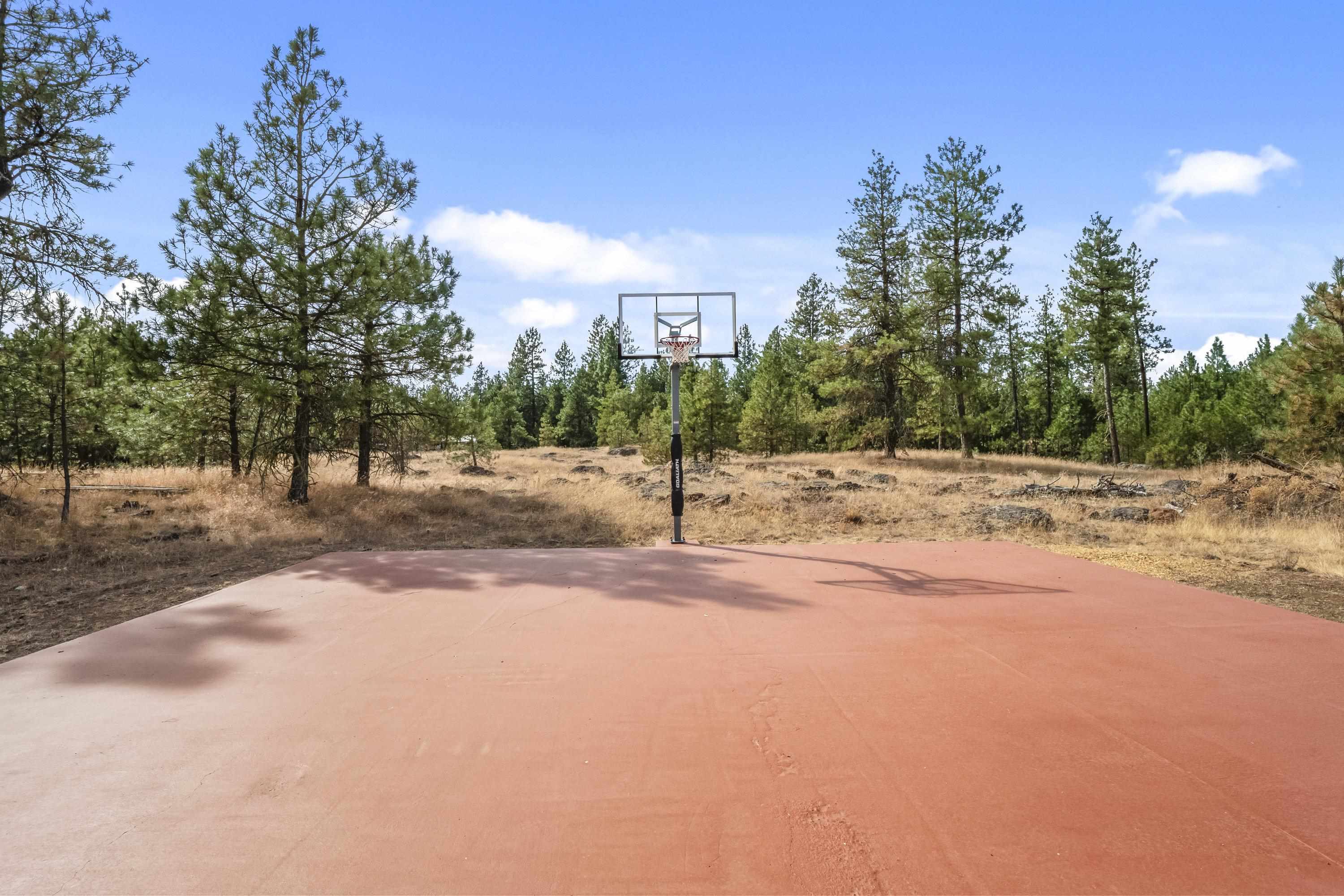 27820 West Drumheller Road Cheney, WA 99004 - Photo 38 of 48