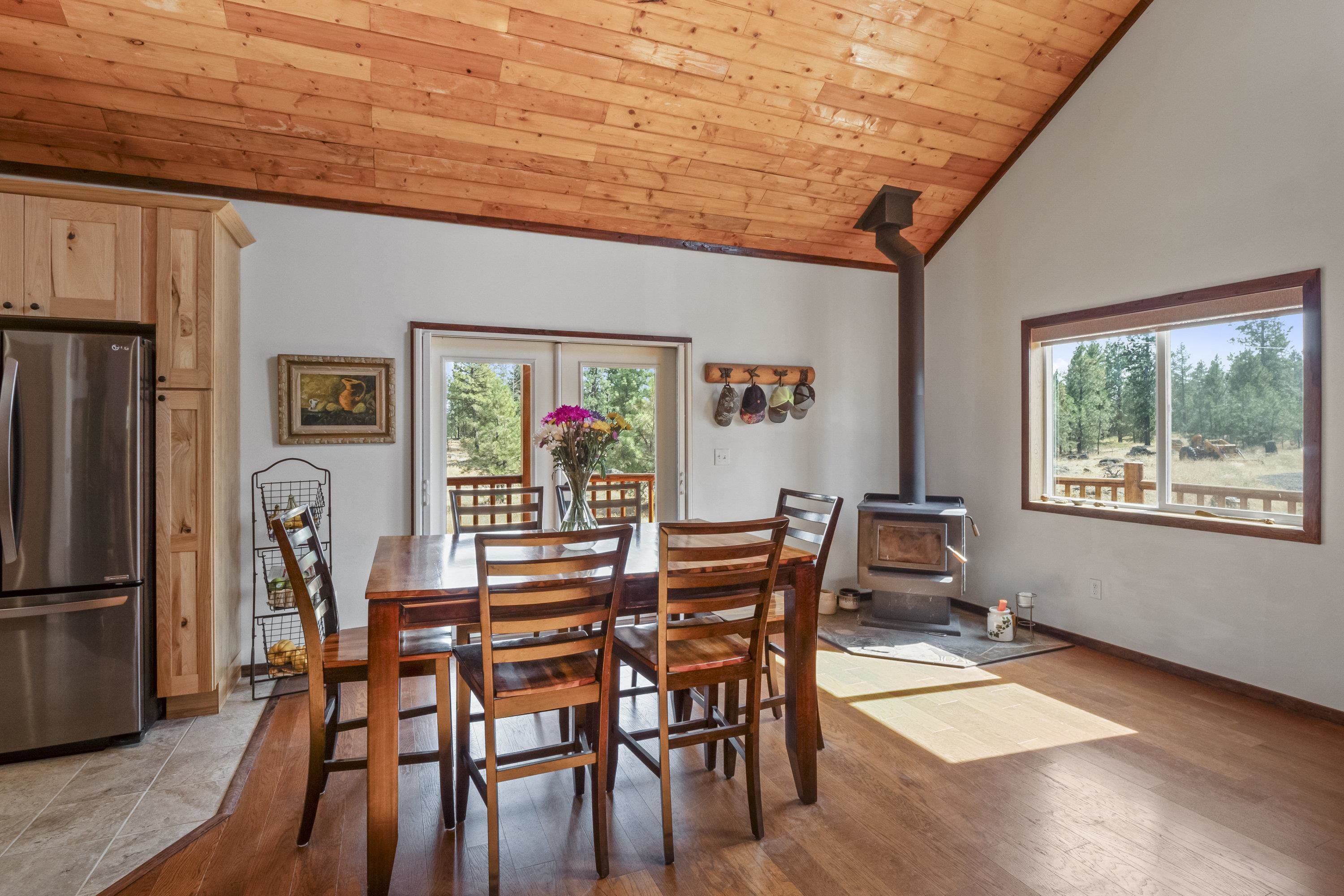 27820 West Drumheller Road Cheney, WA 99004 - Photo 8 of 48