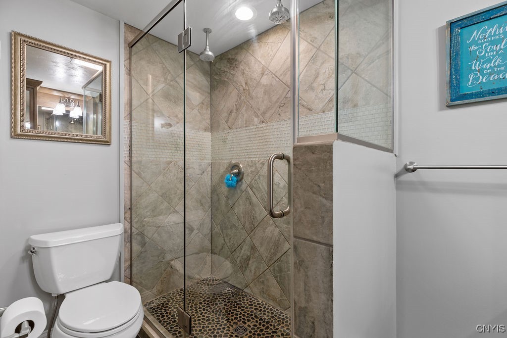 108 Flint Path Camillus, NY 13219 - Photo 29 of 50