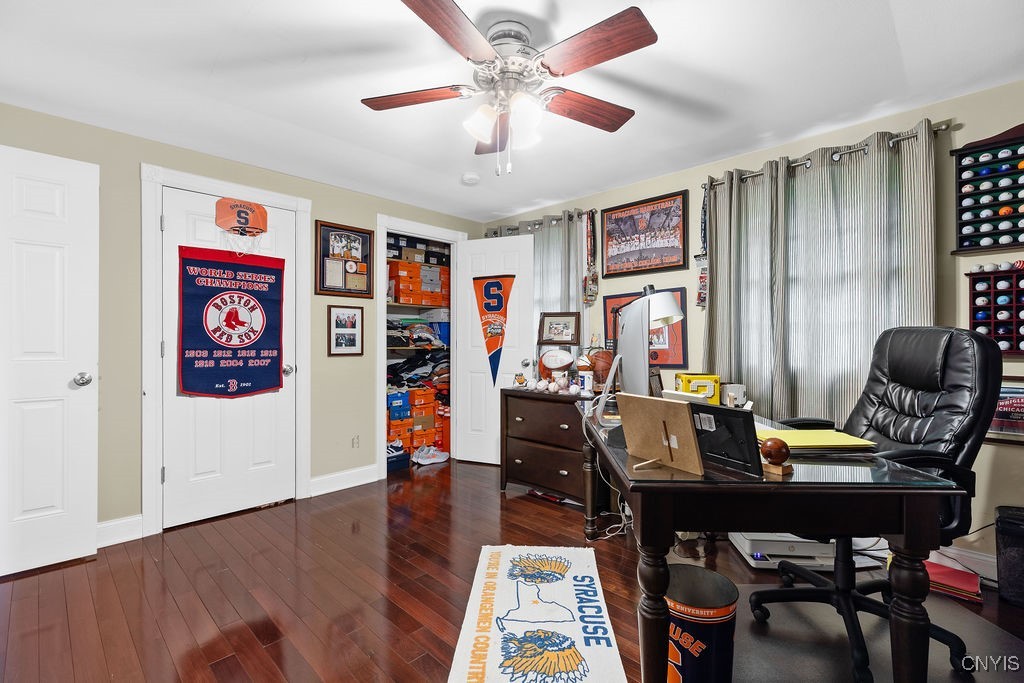 108 Flint Path Camillus, NY 13219 - Photo 35 of 50