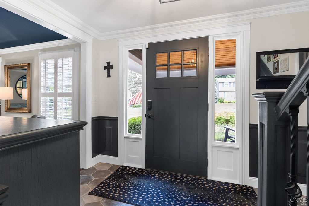 108 Flint Path Camillus, NY 13219 - Photo 7 of 50