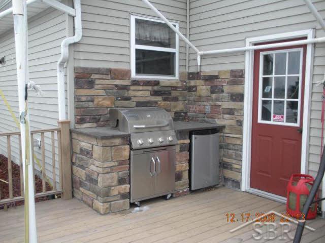 20068978-1.JPG