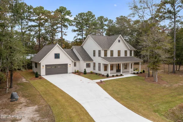 $999,999 | 135 Indian Trail, Beaufort, NC 28516