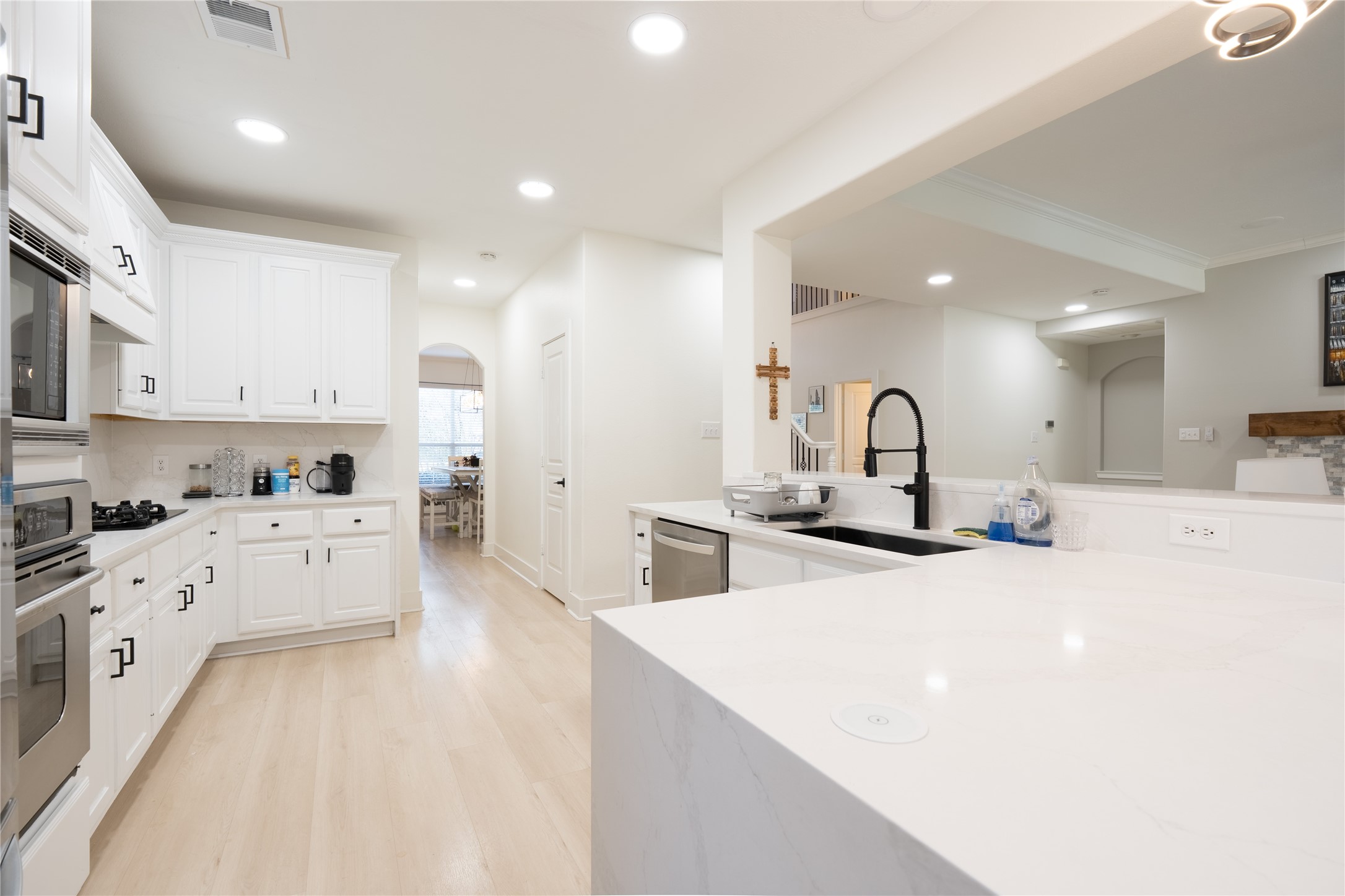 22 Regan Court Spring, TX 77382 - Photo 14 of 46