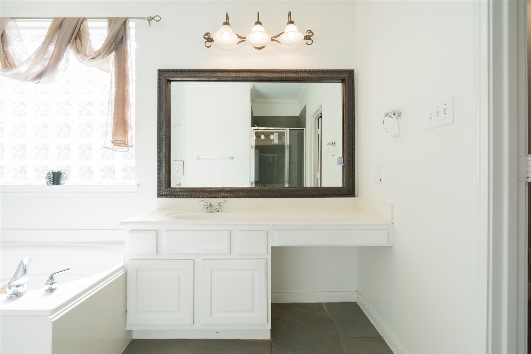 22 Regan Court Spring, TX 77382 - Photo 31 of 46